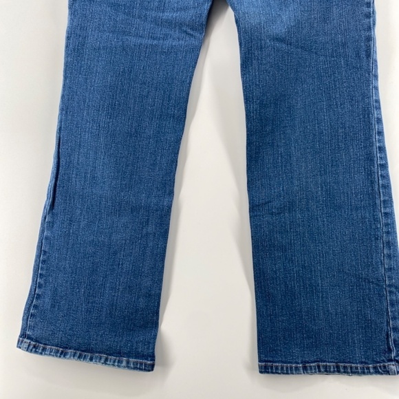 Bestow Jeans Women's Size 14P Front Rear Pockets Denim Blue Belt Loops - Picture 12 of 13